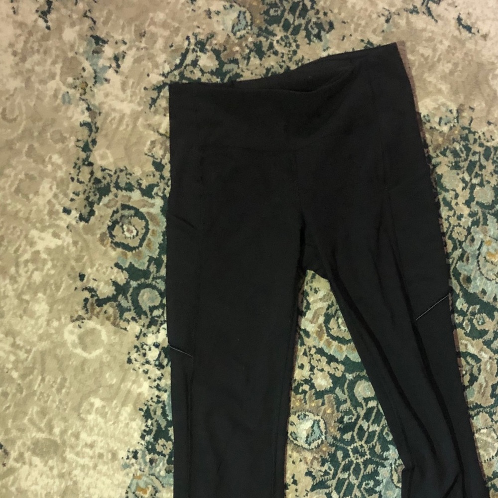 Lululemon - Black Leggings - Size Sz 4